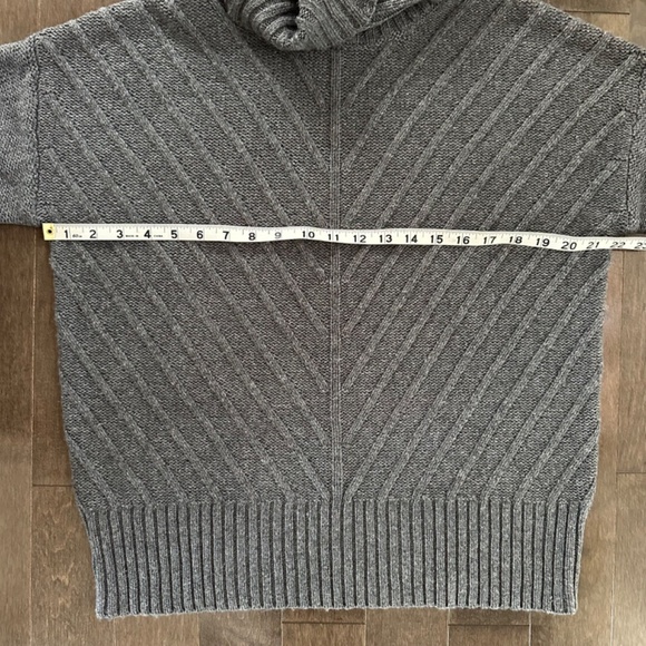 NWT Splendid Arabella Cowl Neck Chunky Chevron Knit Wool Blend Minimalist Small - Picture 7 of 9